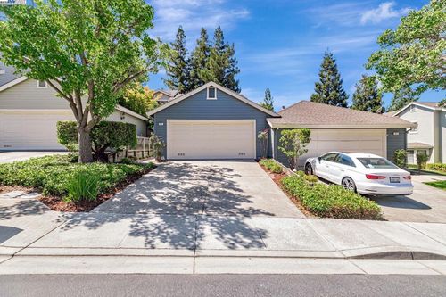 636 Praderia Cir, Fremont, CA, 94539 | Card Image