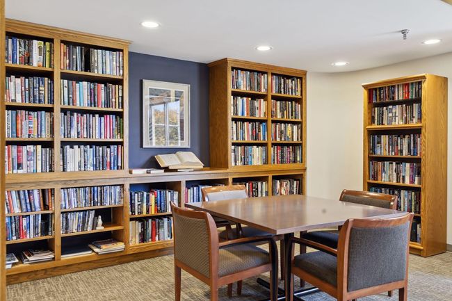 APT-405 - 1181 Edgcumbe Rd, Condo with 2 bedrooms, 1 bathrooms and null parking in Saint Paul MN | Image 29
