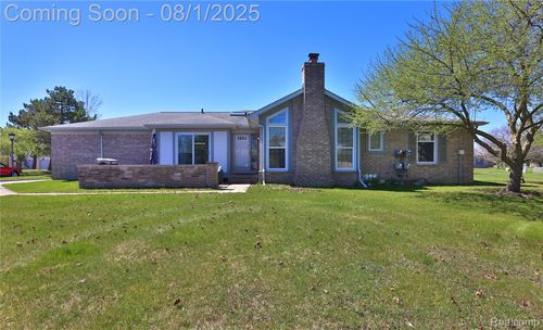 14735 Palmetto Ct, Shelby Township, MI, 48315-4314 | Card Image