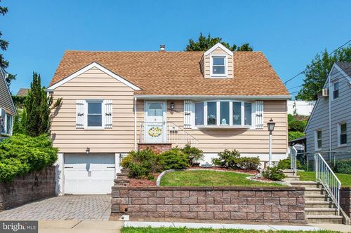 123 6th St, Wood Ridge, NJ, 07075-2119 | Card Image