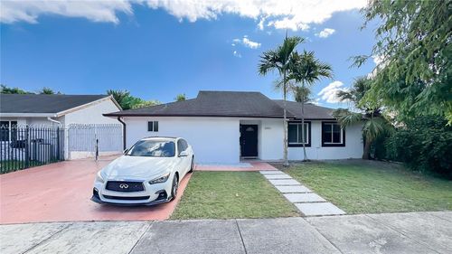 20561 122nd Pl, Miami, FL, 33177-5683 | Card Image