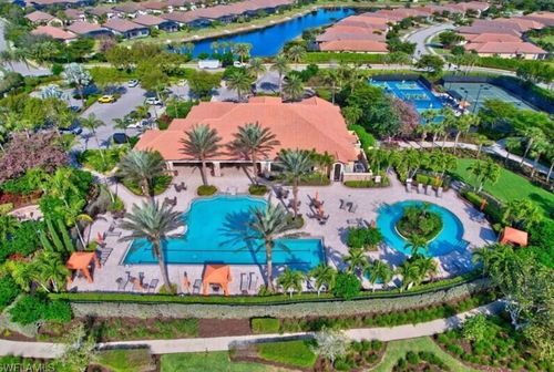 8025 Calle Canovas Ct, NAPLES, FL, 34114-2875 | Card Image