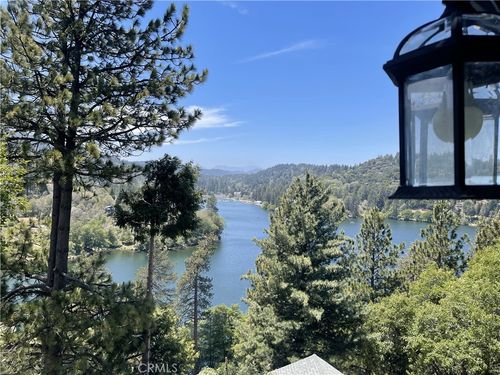 652 Arbula Dr, Crestline, CA, 92325-9625 | Card Image