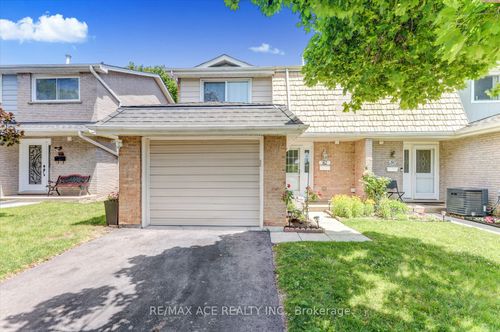 82 St. Andrews Dr, Hamilton, ON, L8K6H4 | Card Image