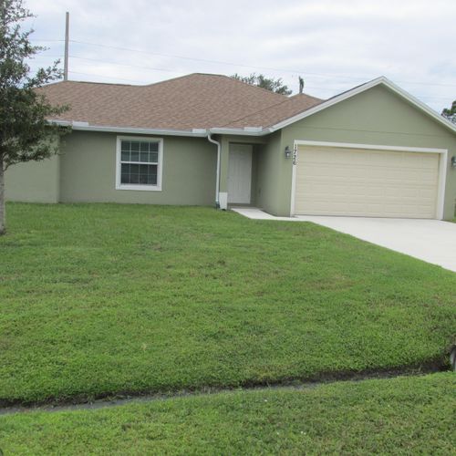 1726 Se Minorca Ave, Port St Lucie, FL, 34952-4913 | Card Image