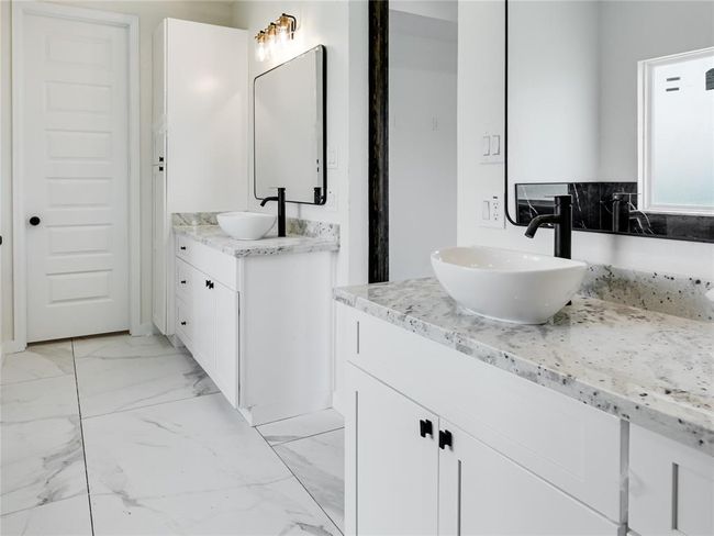 820 Angus Trl, House other with 5 bedrooms, 4 bathrooms and 2 parking in Angleton TX | Image 33