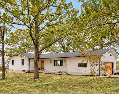 8333 W Veterans Boulevard, Clever, MO, 65631 | Card Image