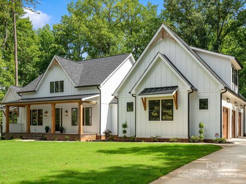 950 Nauvasse Trl, FORT MILL, SC, 29715-6891 | Card Image