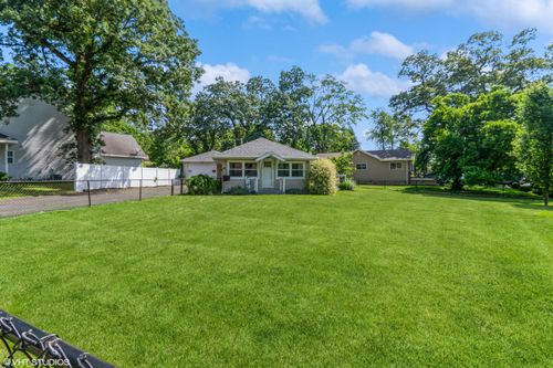 13861 Butternut St, Cedar Lake, IN, 46303-9319 | Card Image