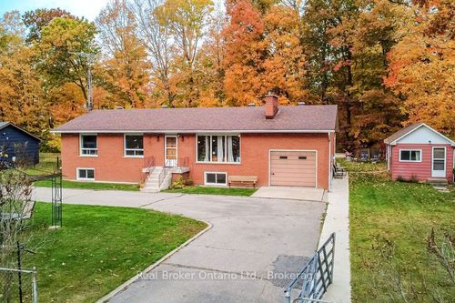 22 Oakwood Ave, Tiny, ON, L9M0J2 | Card Image