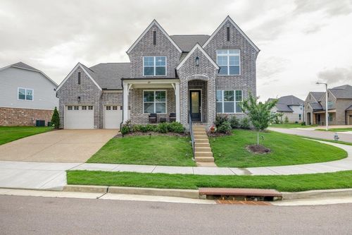 609 Yvonne Bend Dr, Collierville, TN, 38017-1927 | Card Image