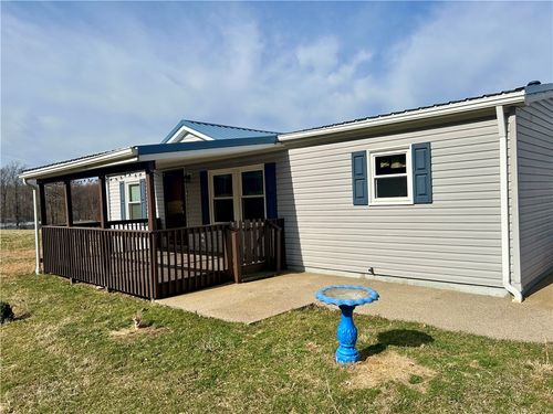 102 Candice St, Hopwood, PA, 15445-2518 | Card Image