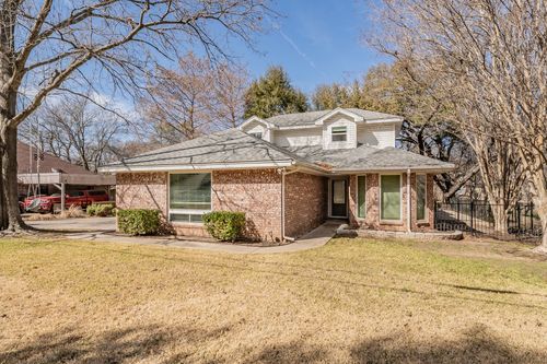 4218 Mojave Dr, Granbury, TX, 76049-5250 | Card Image