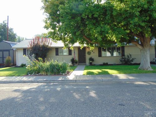 880 West St S, Vale, OR, 97918-1637 | Card Image