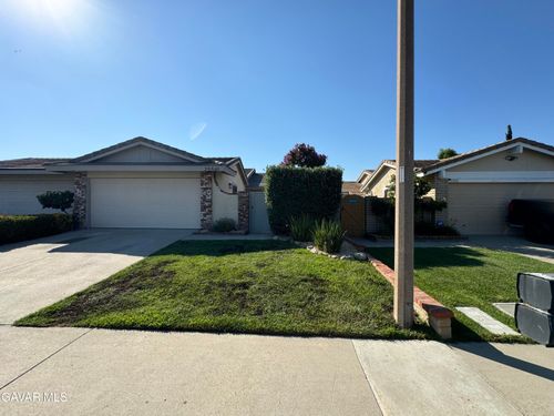 25561 Alicante Dr, Santa Clarita, CA, 91355-2265 | Card Image