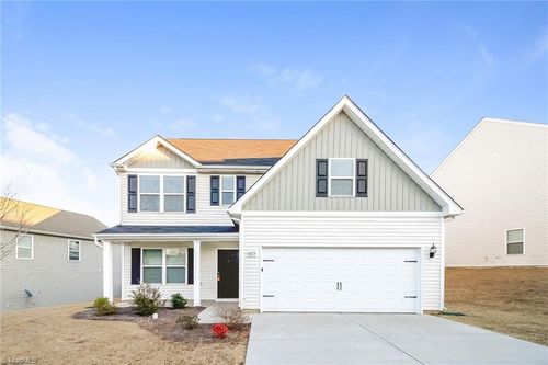 4215 Kendall Farms Way, Winston Salem, NC, 27107-6886 | Card Image