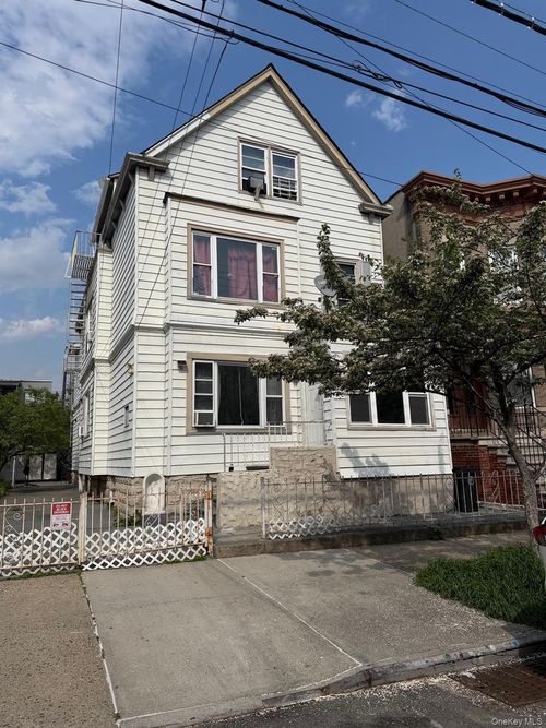 1714 Saint Peters Ave, Bronx, NY, 10461-3070 | Card Image