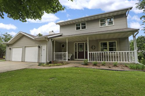 32665 Academy Rd, Burlington, WI, 53105-9695 | Card Image