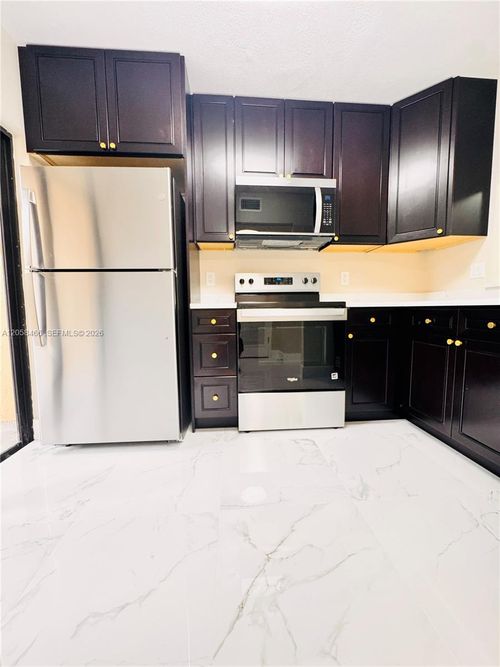 c106-3939 Ne 5th Avenue, Boca Raton, FL, 33431 | Card Image