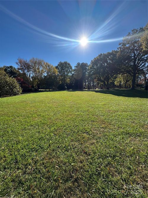 12313 Idlewild Rd, Matthews, NC, 28105-3880 | Card Image