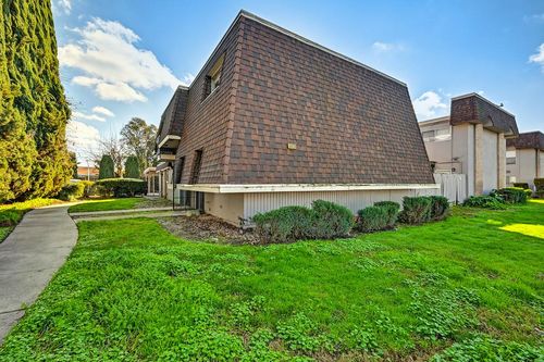 apt-a-5626 Hillsdale Blvd, Sacramento, CA, 95842-3803 | Card Image