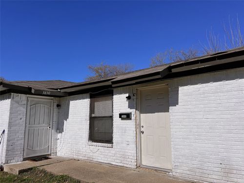3848 Waldorf St, Fort Worth, TX, 76119-2320 | Card Image