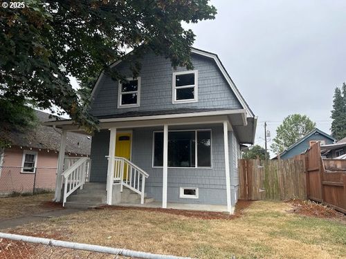 317 17th Ave, Longview, WA, 98632-1401 | Card Image