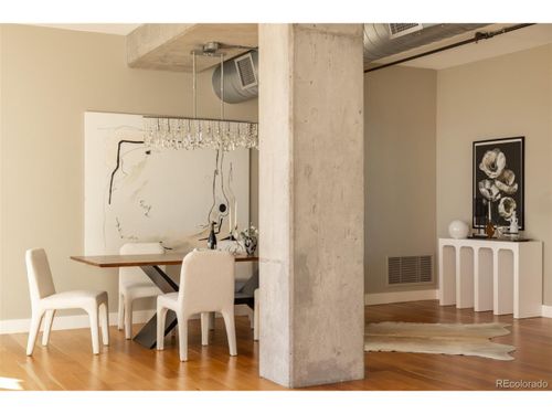 607-2100 16th St, Denver, CO, 80202-5184 | Card Image