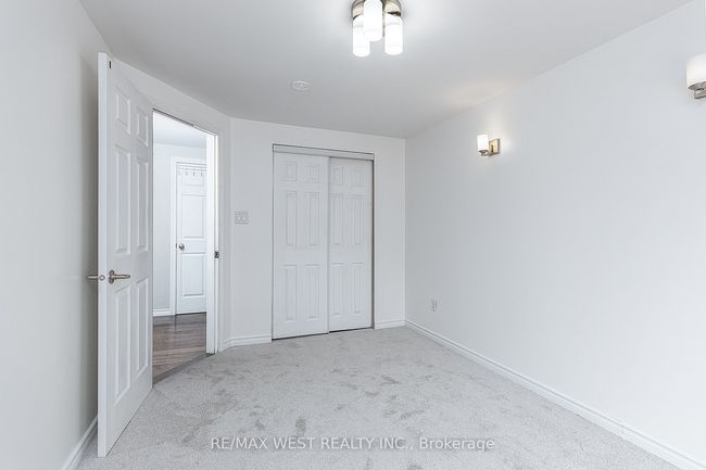 480 Sedan Cres, House attached with 4 bedrooms, 2 bathrooms and 3 parking in Oshawa ON | Image 17
