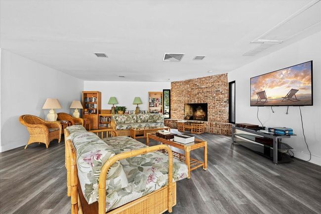 203-M1 - 1605 S Us Highway 1, Condo with 2 bedrooms, 2 bathrooms and null parking in Jupiter FL | Image 27