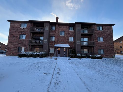 apt-12-15723 Peggy Ln, Oak Forest, IL, 60452-5105 | Card Image