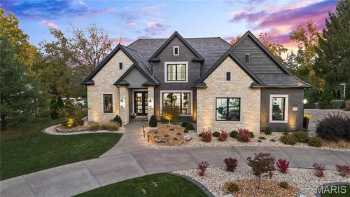 22 Southbridge Ln, Edwardsville, IL, 62025-3896 | Card Image