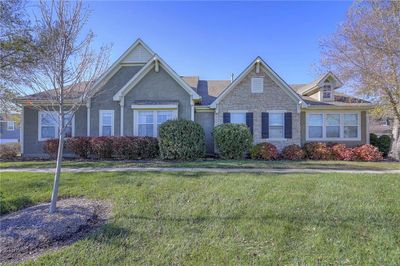 16485 S Laurelwood Street, Home with 3 bedrooms, 2 bathrooms and null parking in Olathe KS | Image 1