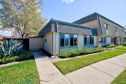 27785 Hummingbird Ct, Hayward, CA, 94545-4039 | Card Image