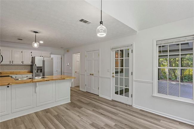4220 Singing Post Ln Ne, House other with 5 bedrooms, 3 bathrooms and 2 parking in Roswell GA | Image 24