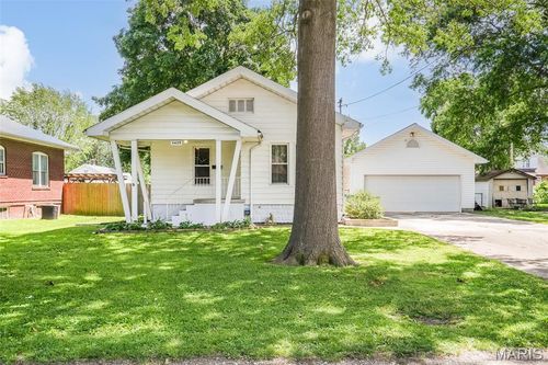 3425 Thomas Ave, Alton, IL, 62002-4118 | Card Image