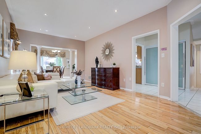 46 Elmrill Rd, House other with 6 bedrooms, 4 bathrooms and 2 parking in Markham ON | Image 5