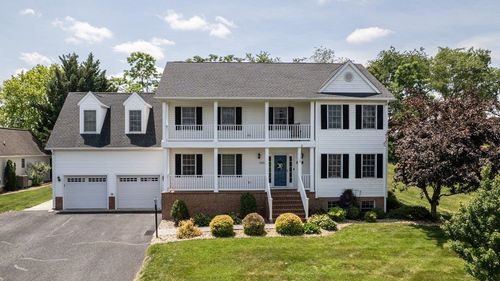 245 Northview Dr, DAYTON, VA, 22821-9519 | Card Image