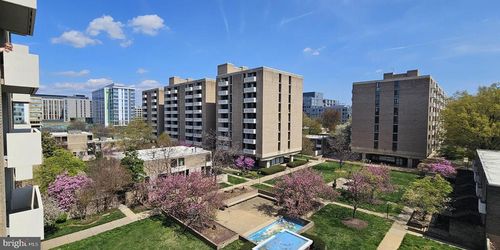 w405-1250 4th St Sw, WASHINGTON, DC, 20024-2320 | Card Image