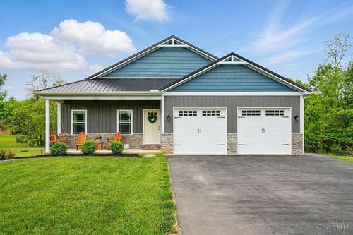 8 Mohican Cv E, Lake Waynoka, OH, 45171-8130 | Card Image