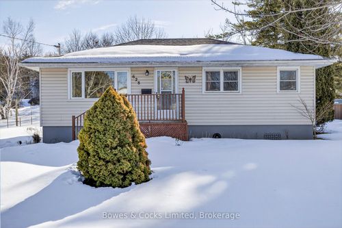 628 Corrigan Cres, Peterborough, ON, K9J7N8 | Card Image