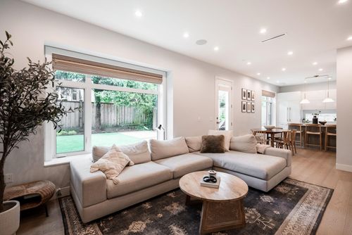 3337 40th Ave W, Vancouver, BC, V6N3B5 | Card Image