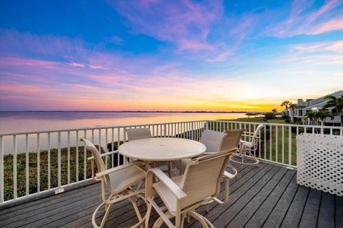 30 Tidy Island Blvd, BRADENTON, FL, 34210-3301 | Card Image