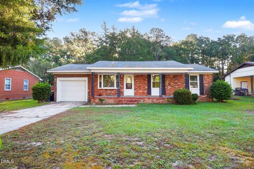 1012 Lisa Cir, Spring Lake, NC, 28390-2112 | Card Image