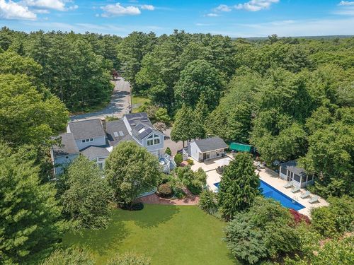 1 Crooked Bow Path, Mattapoisett, MA, 02739-1111 | Card Image