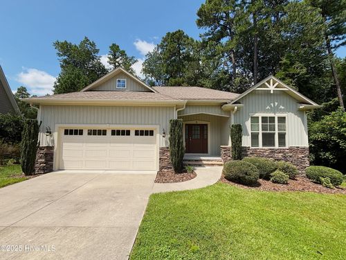 3 Duncan Ln, Pinehurst, NC, 28374-8077 | Card Image