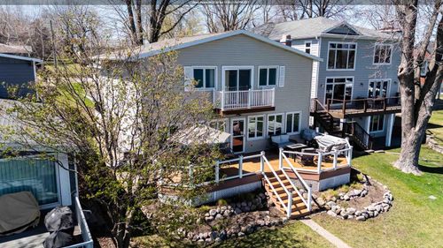 2818 Breezy Heights Dr, Milford, IA, 51351-7350 | Card Image