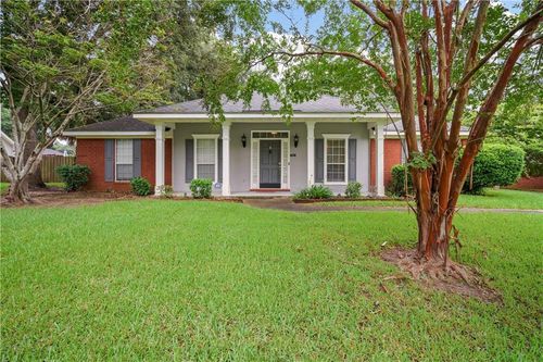 1125 Wakefield Dr W, Mobile, AL, 36695-8439 | Card Image