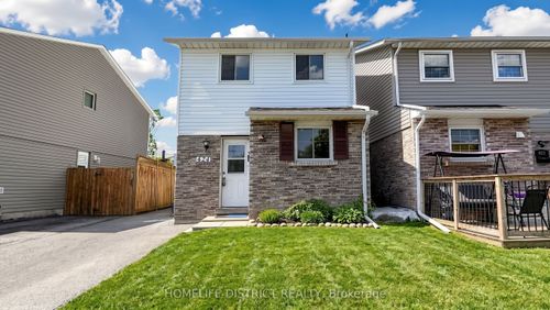 424 Chaleur Ave, Oshawa, ON, L1J6N7 | Card Image