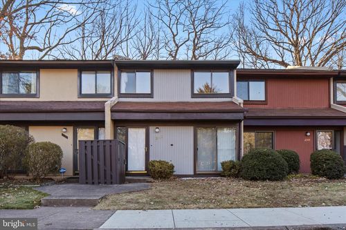 2142 Cartwright Pl, RESTON, VA, 20191-1906 | Card Image